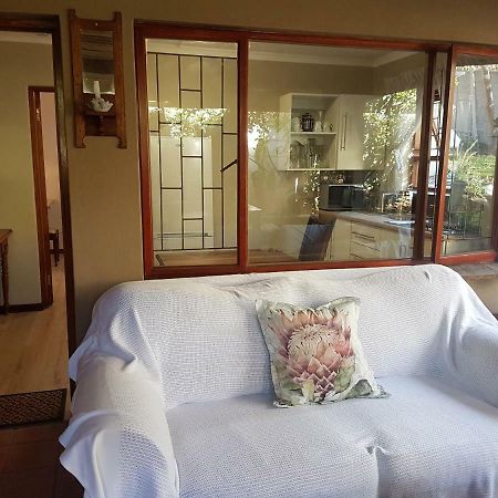 Protea Cottage George Exterior foto